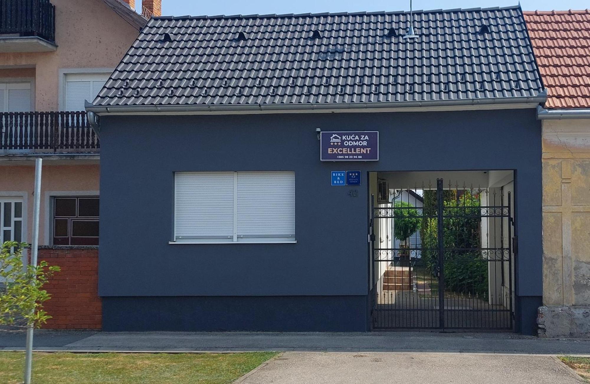 Apartman Excellent - Kuca Za Odmor U Zupanji -Natkriveno Parkirno Mjesto Zupanja Exterior foto
